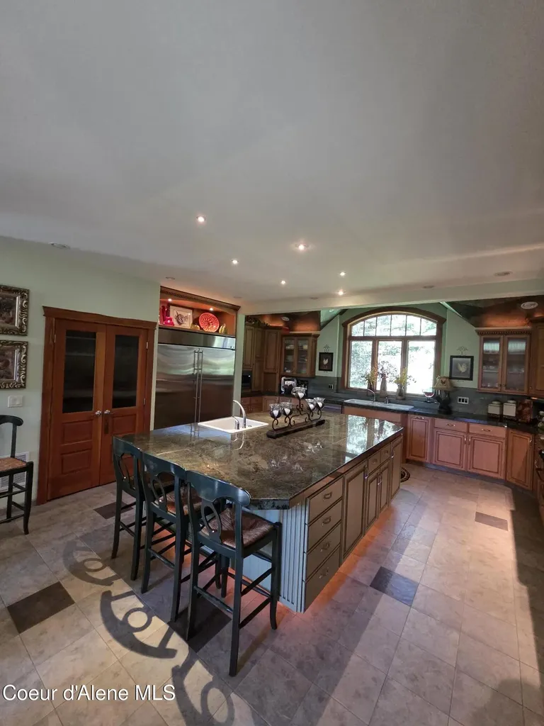 42303 Highway 200 Hope ID 83836
