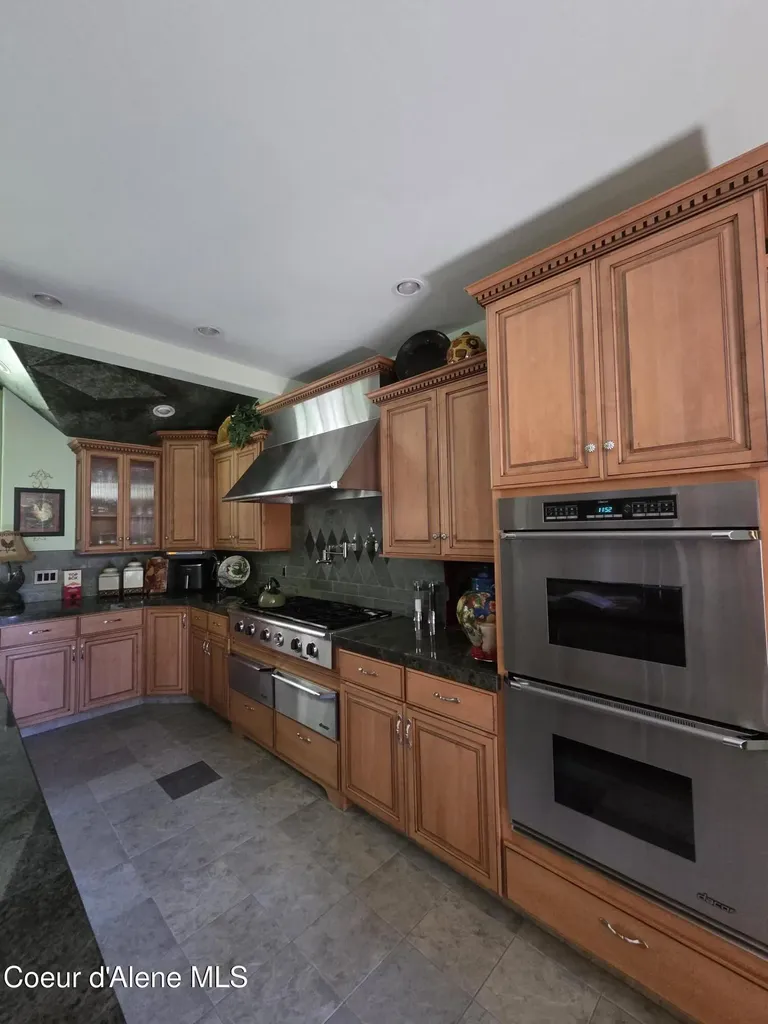 42303 Highway 200 Hope ID 83836