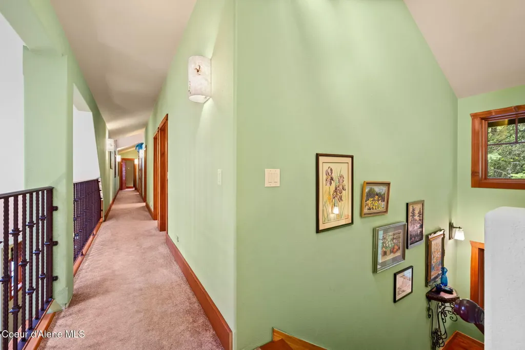 42303 Highway 200 Hope ID 83836