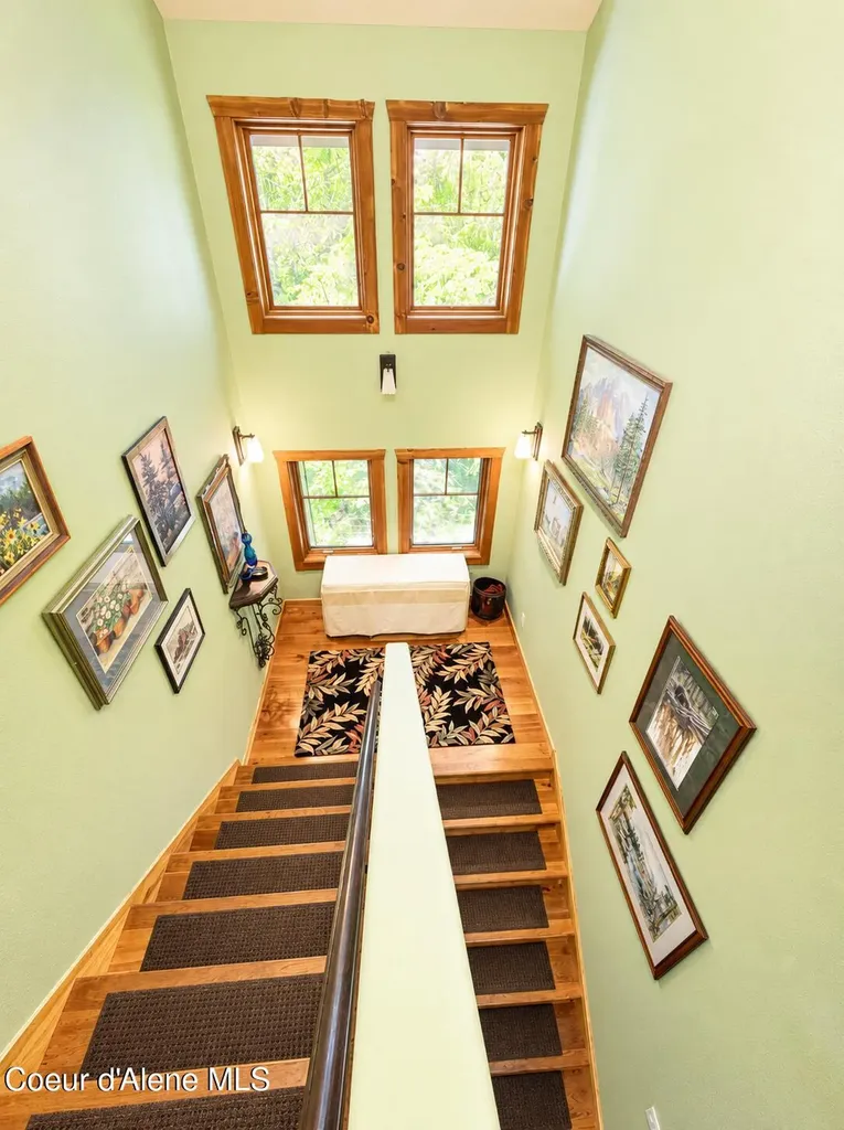 42303 Highway 200 Hope ID 83836