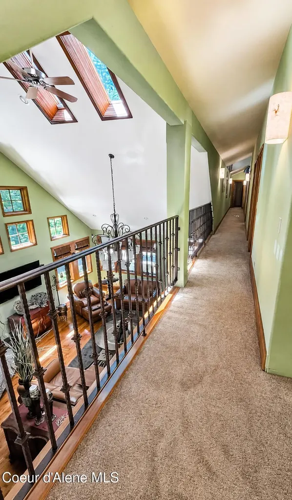 42303 Highway 200 Hope ID 83836