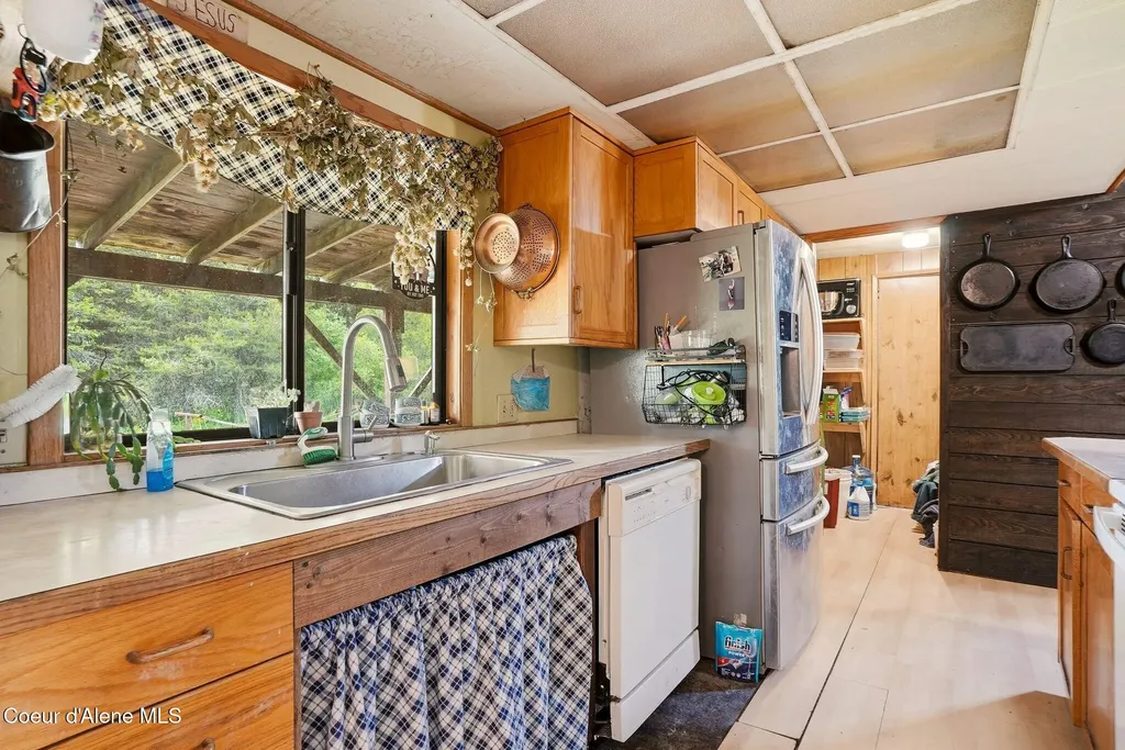 890 Pokey Creek Road St. Maries ID 83861