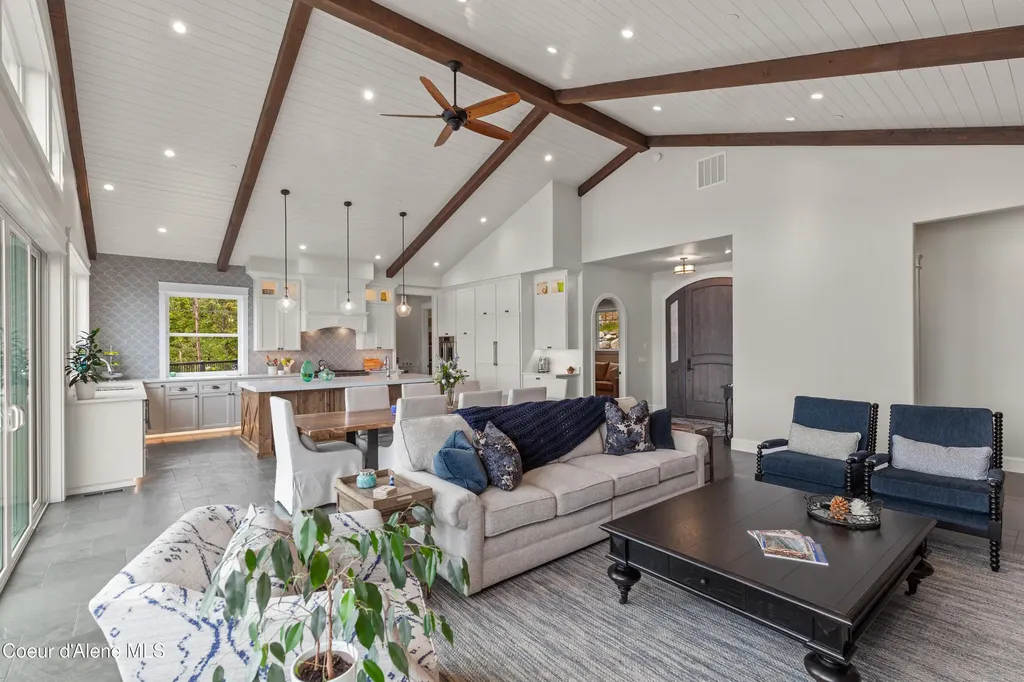 8491 N Mckinley Lane Hayden Lake ID 83835