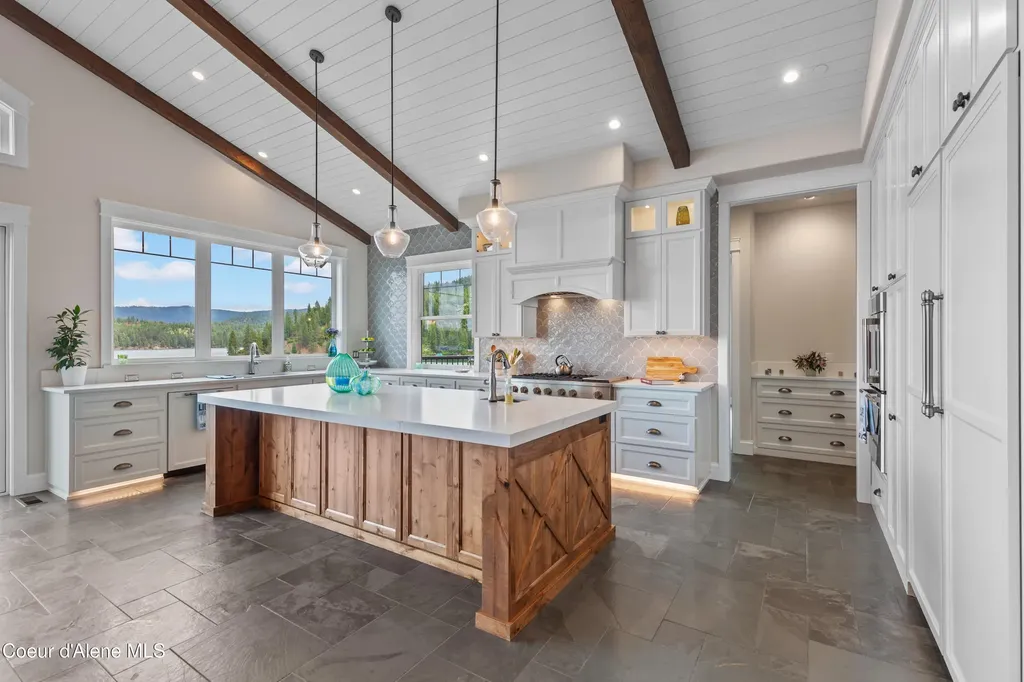 8491 N Mckinley Lane Hayden Lake ID 83835