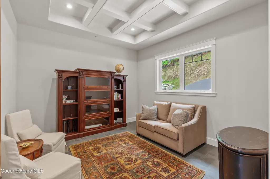 8491 N Mckinley Lane Hayden Lake ID 83835