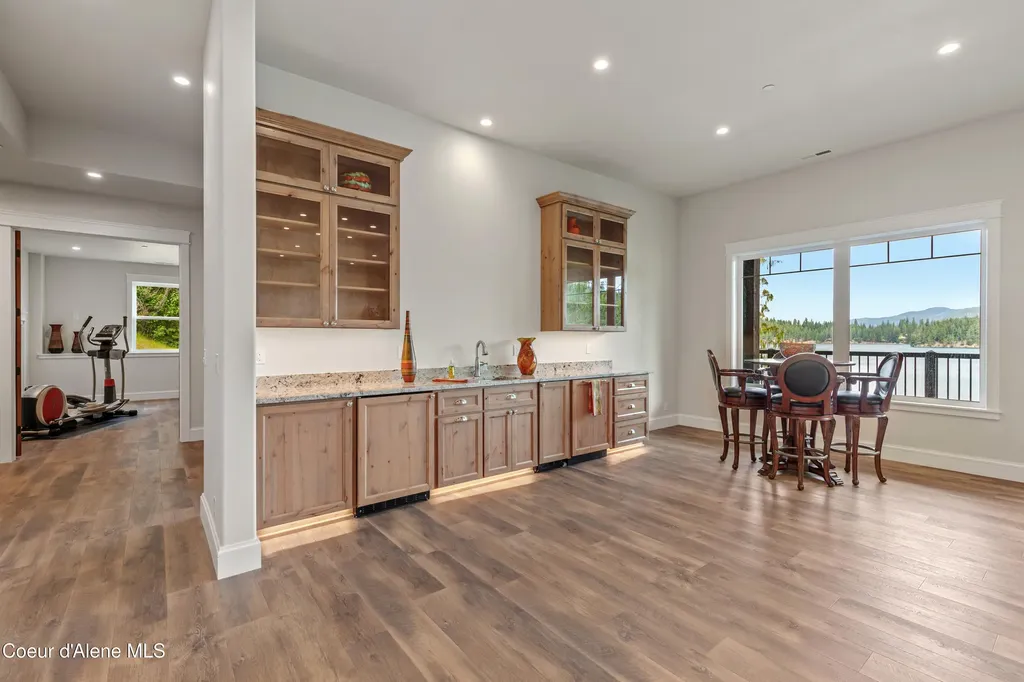 8491 N Mckinley Lane Hayden Lake ID 83835