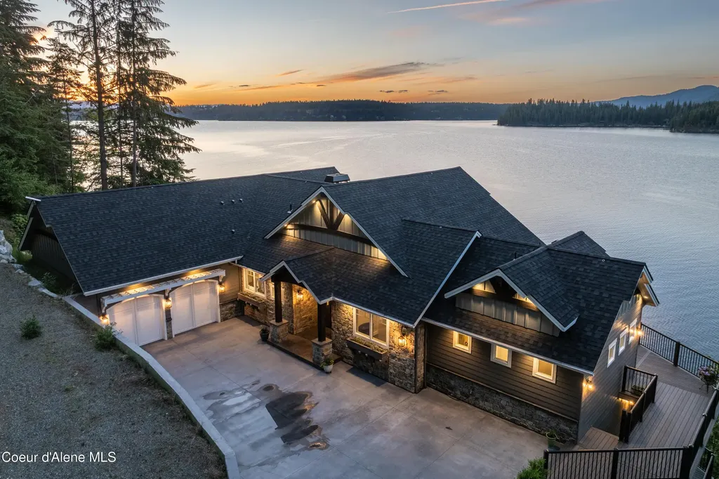 8491 N Mckinley Lane Hayden Lake ID 83835