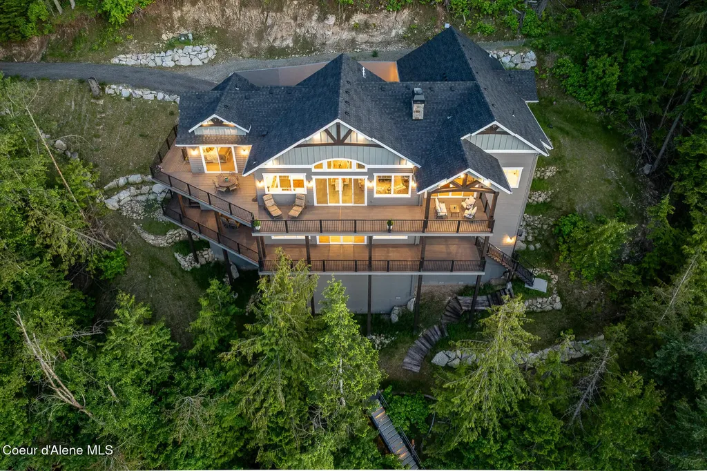 8491 N Mckinley Lane Hayden Lake ID 83835