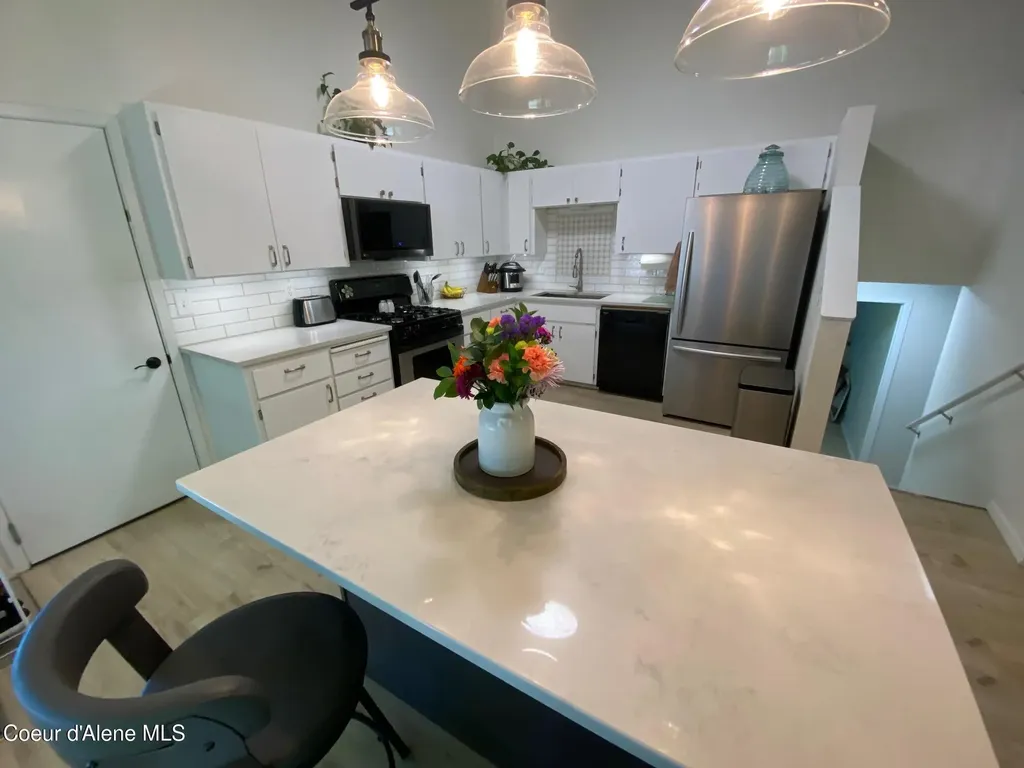 2207 W Medoc Court Hayden ID 83835
