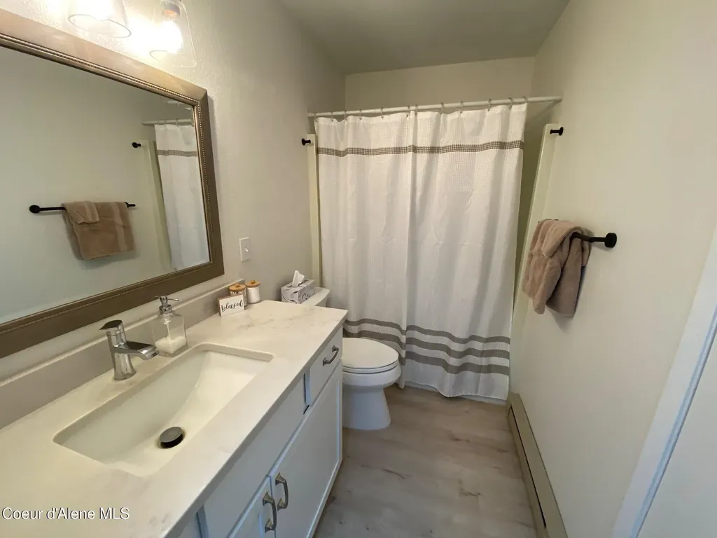 2207 W Medoc Court Hayden ID 83835