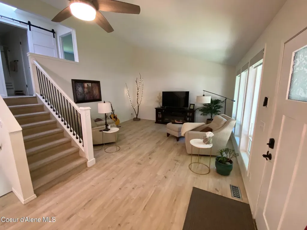 2207 W Medoc Court Hayden ID 83835