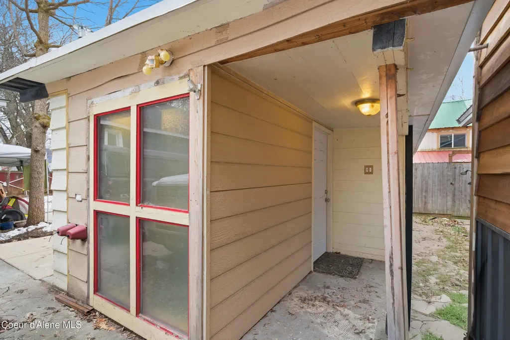 417 Pine Street Sandpoint ID 83864