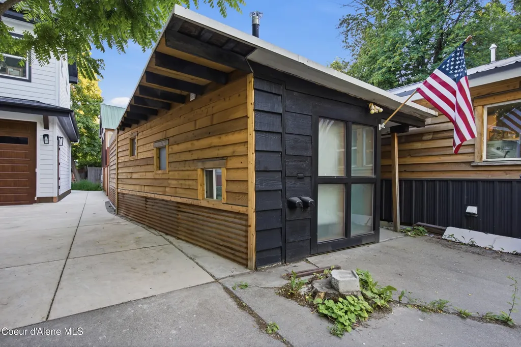 417 Pine Street Sandpoint ID 83864