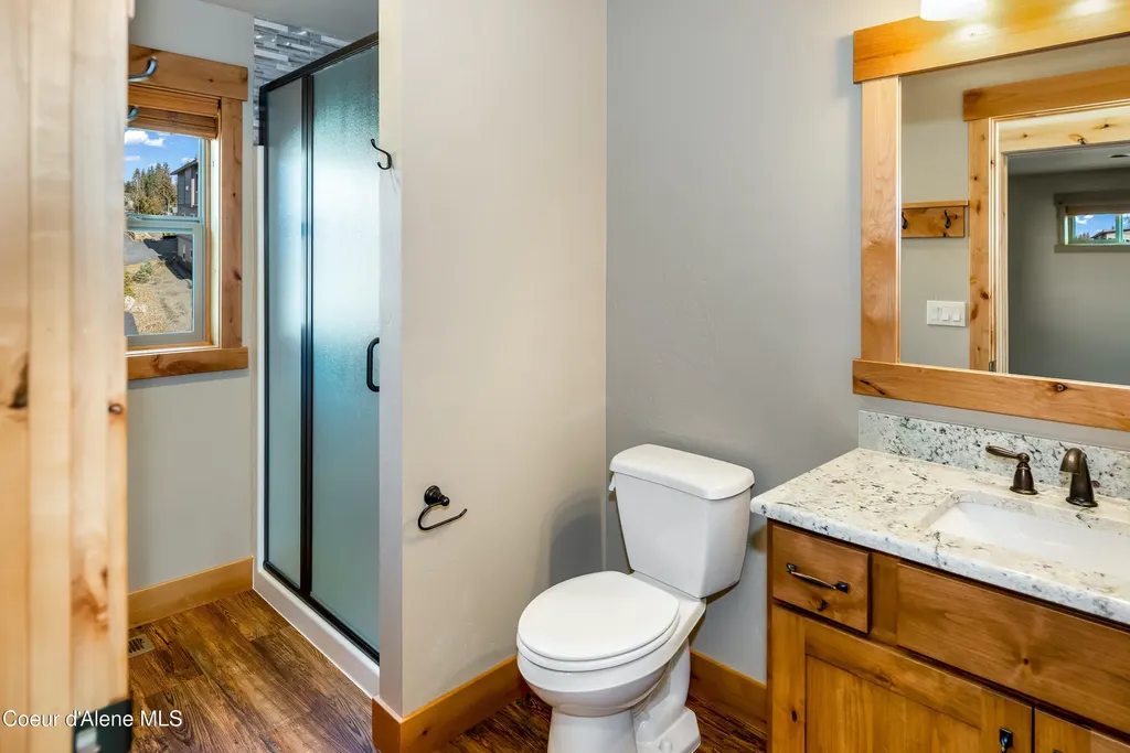 21 Fremont Lane Nordman ID 83848