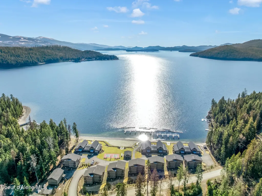 21 Fremont Lane Nordman ID 83848