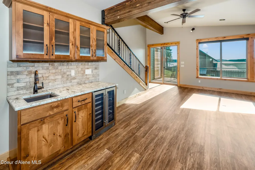 21 Fremont Lane Nordman ID 83848