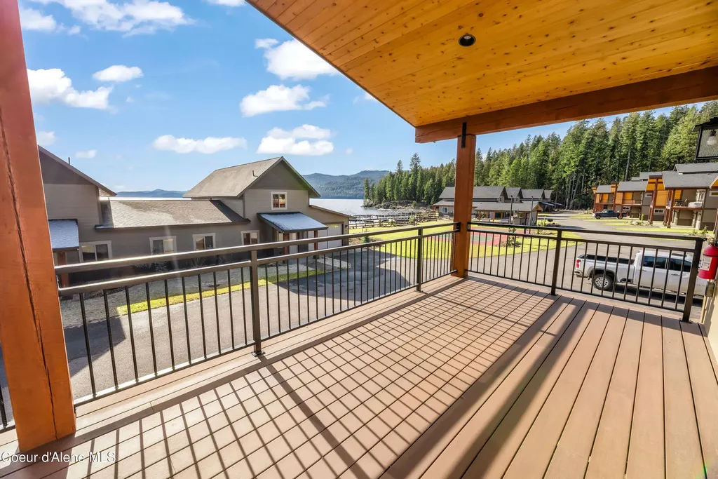 21 Fremont Lane Nordman ID 83848