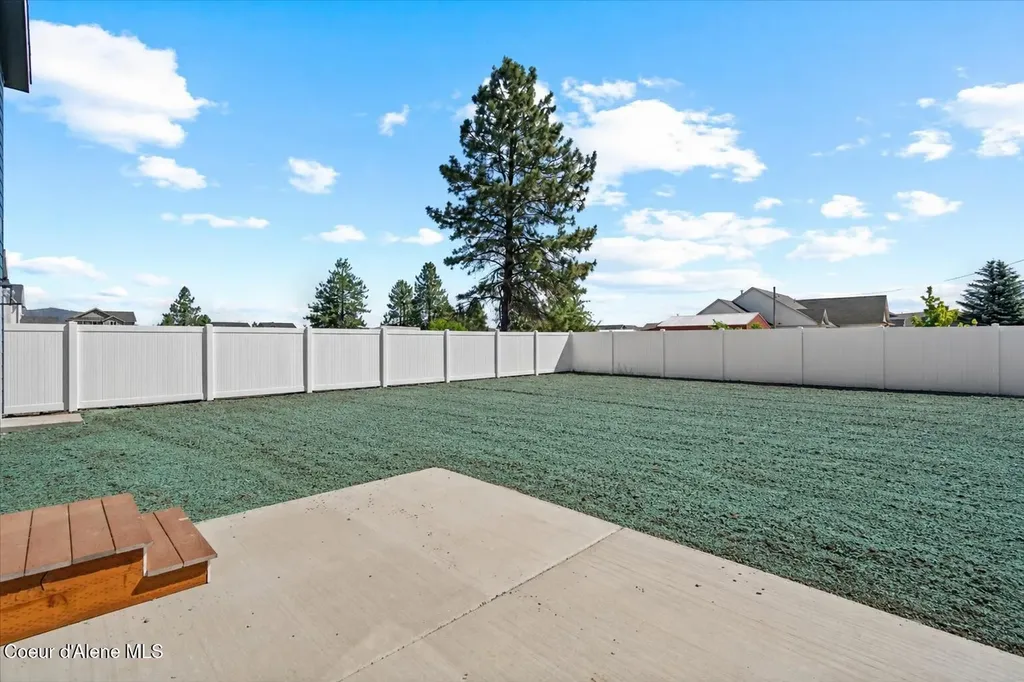 2824 N Neptune Street Post Falls ID 83854