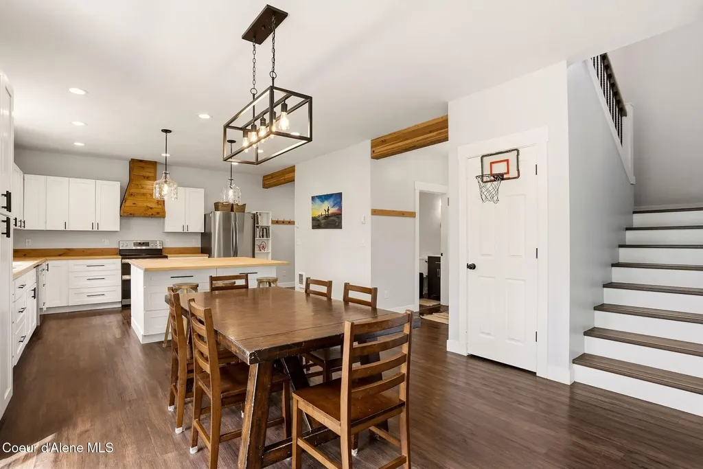 170 Michael Lane Sandpoint ID 83864