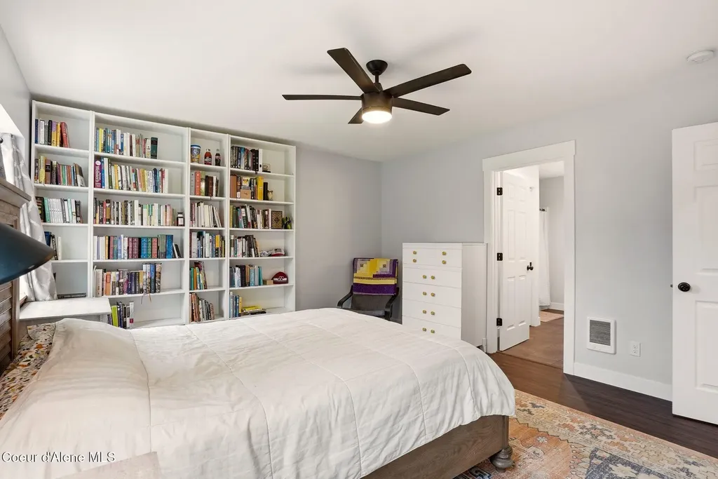 170 Michael Lane Sandpoint ID 83864