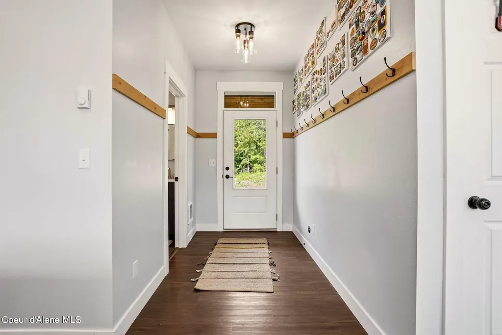 170 Michael Lane Sandpoint ID 83864