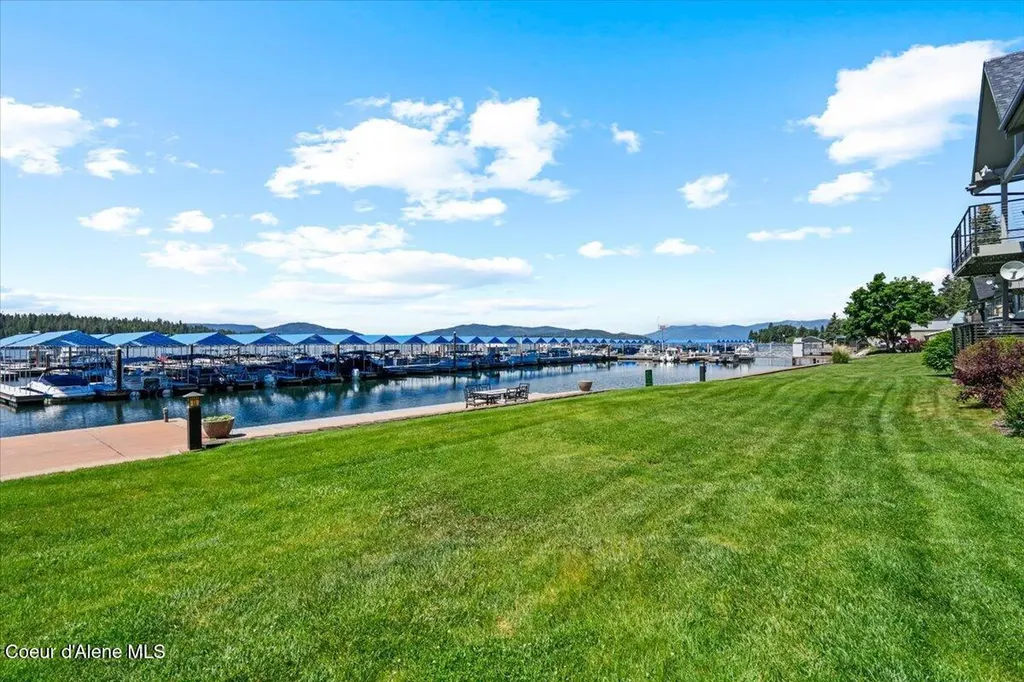 46700 Highway 200 Hope ID 83836