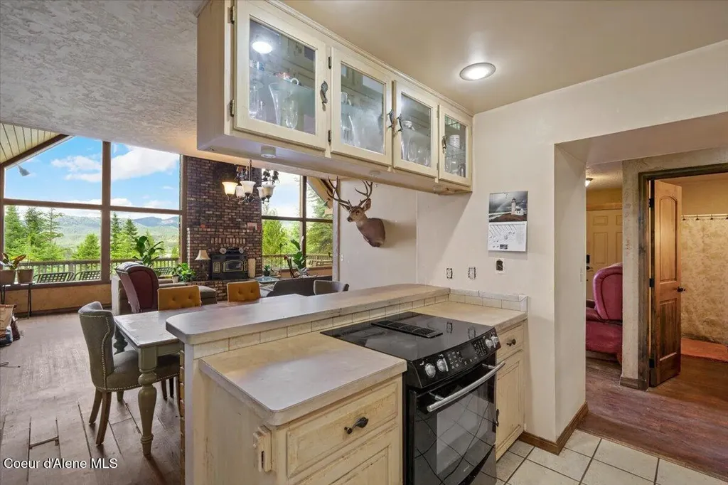 302 Prospect Boulevard Oldtown ID 83822