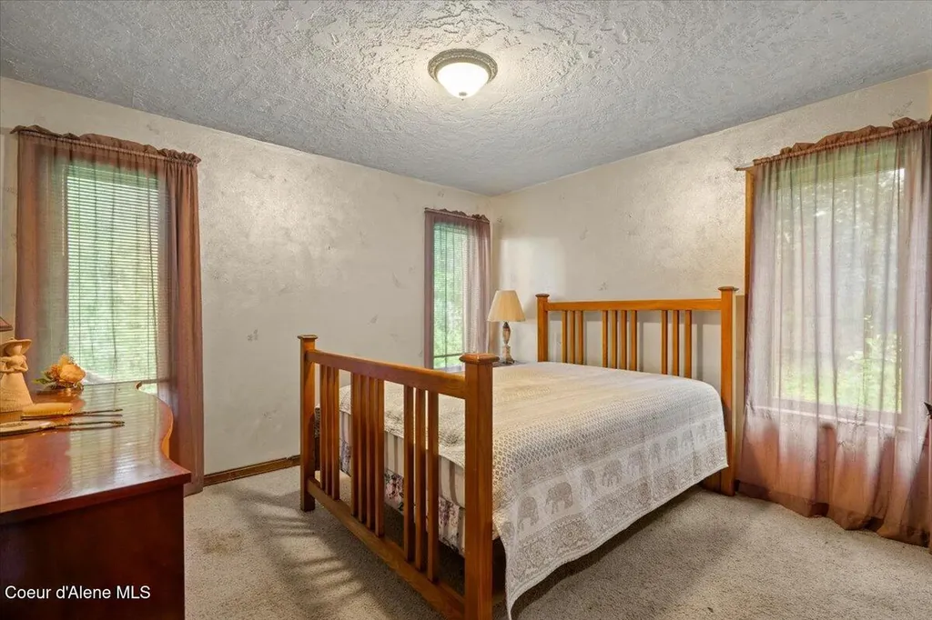 302 Prospect Boulevard Oldtown ID 83822