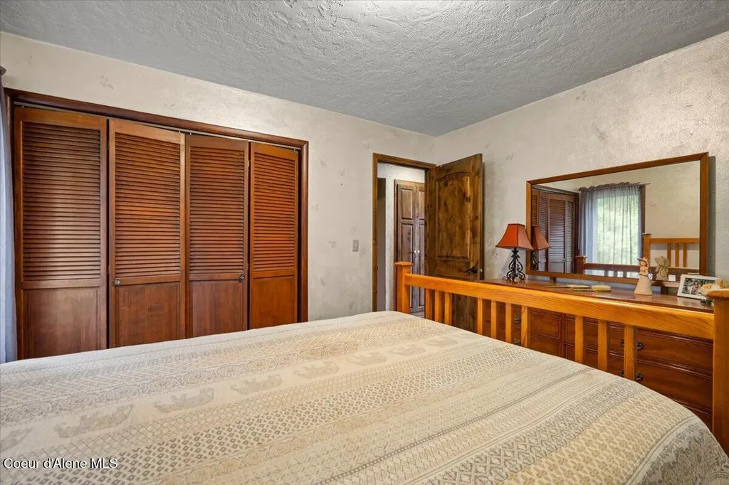 302 Prospect Boulevard Oldtown ID 83822