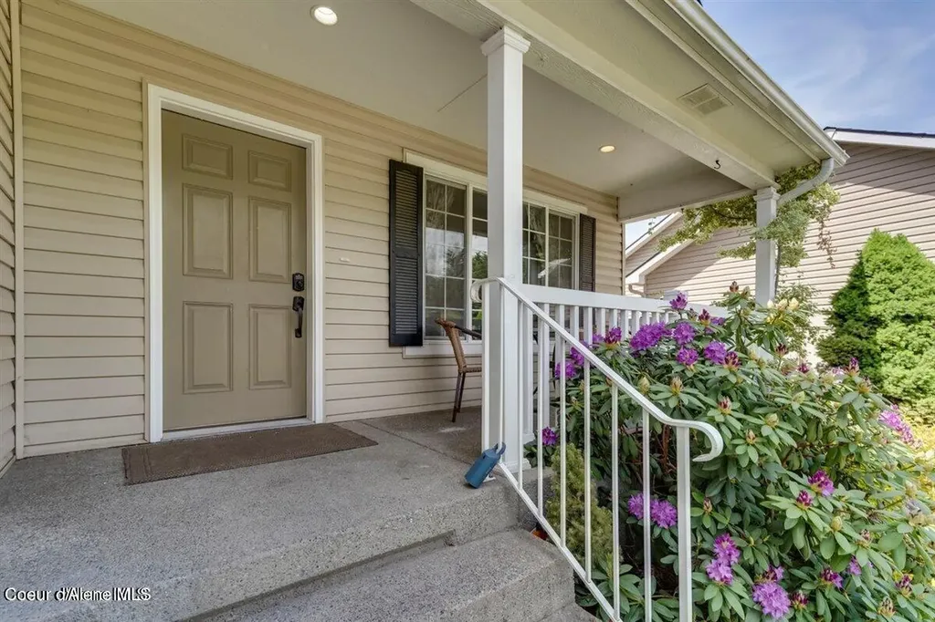 1307 N Willamette Drive Post Falls ID 83854