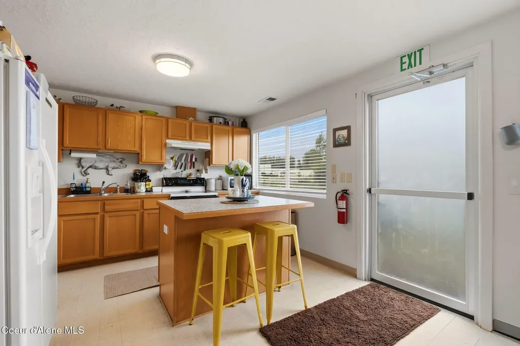 135 Mcghee Road Sandpoint ID 83864