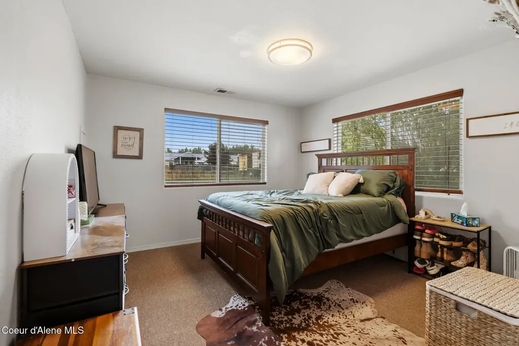 135 Mcghee Road Sandpoint ID 83864
