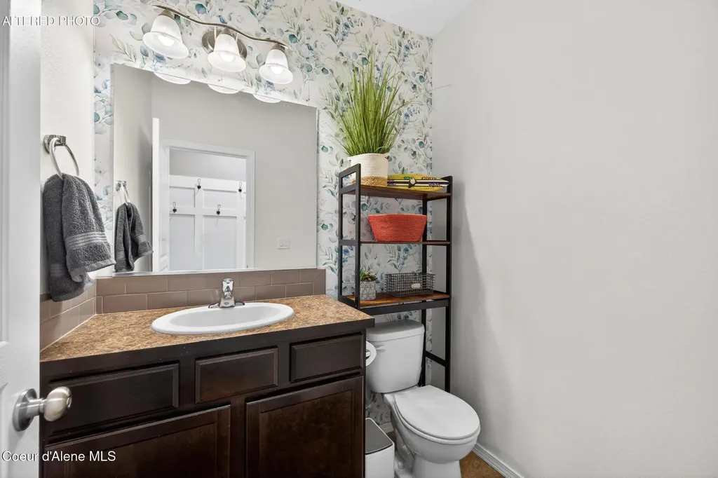 3330 N Oconnor Boulevard Post Falls ID 83854