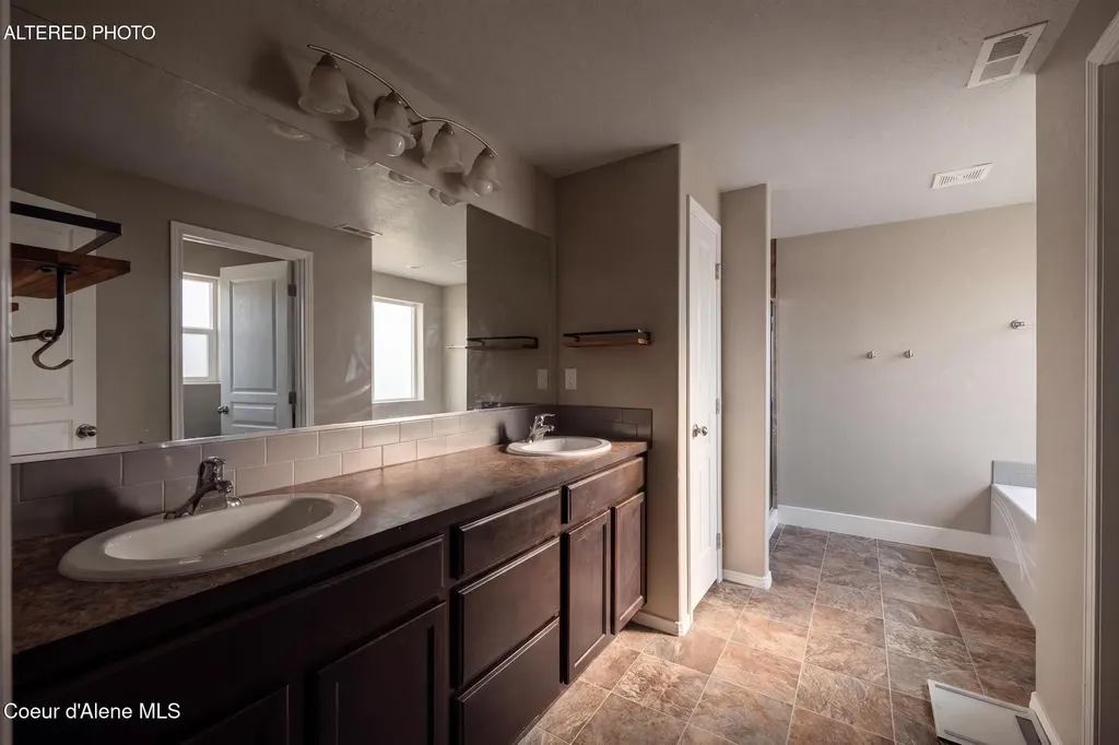 3330 N Oconnor Boulevard Post Falls ID 83854