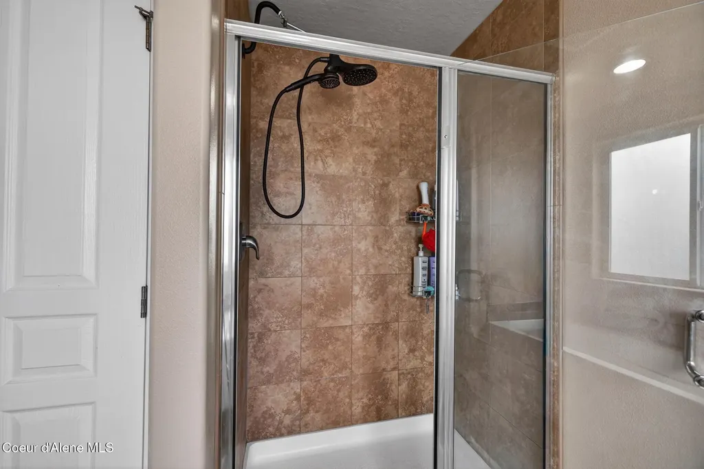 3330 N Oconnor Boulevard Post Falls ID 83854