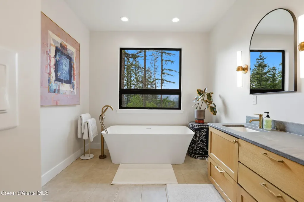 6029 E Deep Shadow Lane Hayden ID 83835