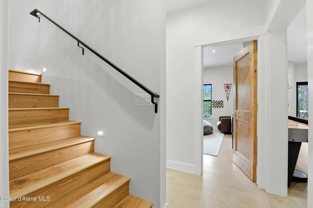 6029 E Deep Shadow Lane Hayden ID 83835