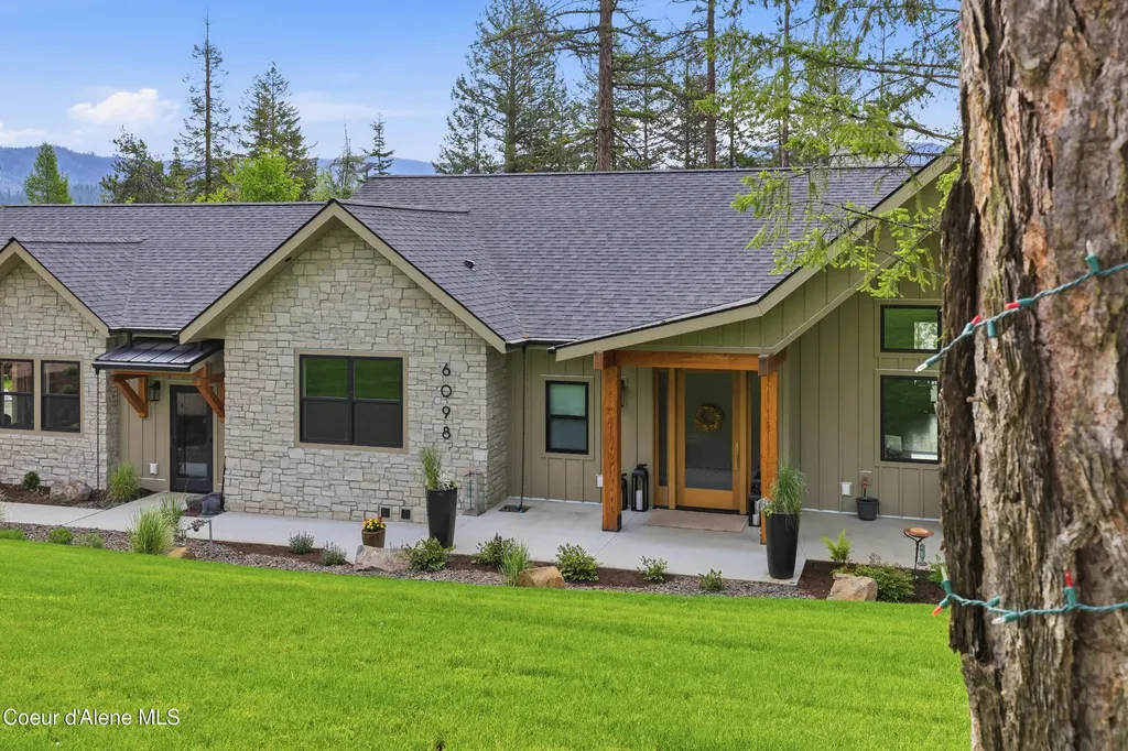 6029 E Deep Shadow Lane Hayden ID 83835