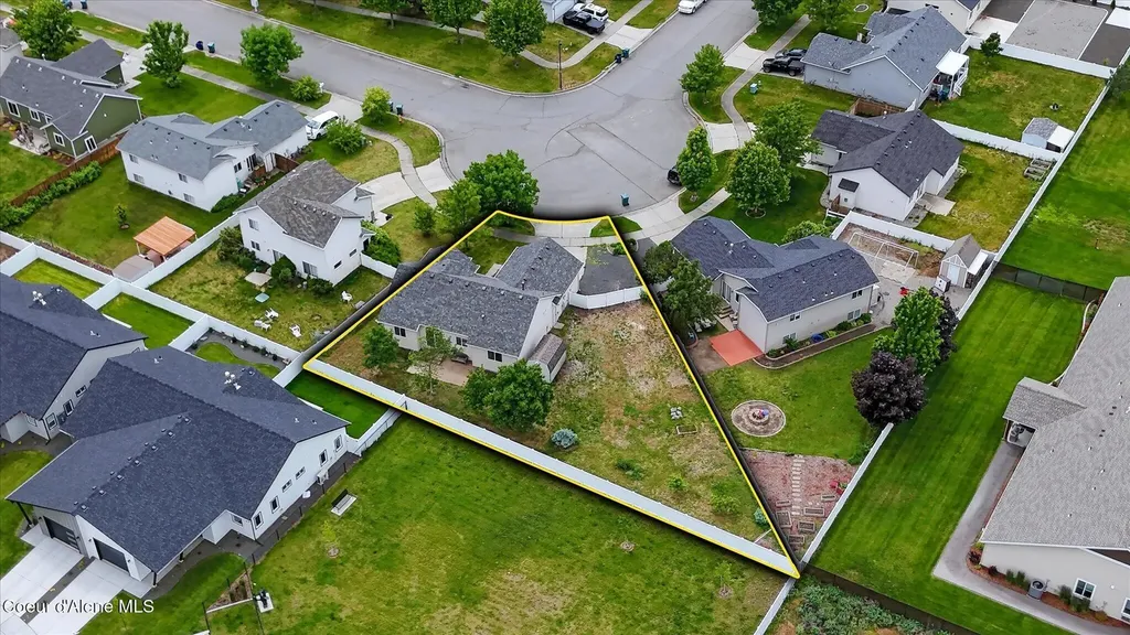 2513 W Timberlake Loop Coeur D'alene ID 83815