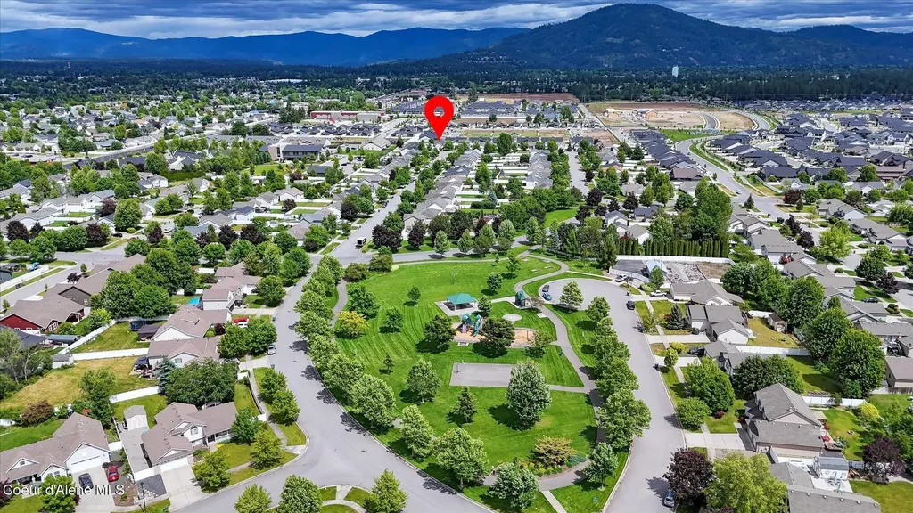 2513 W Timberlake Loop Coeur D'alene ID 83815