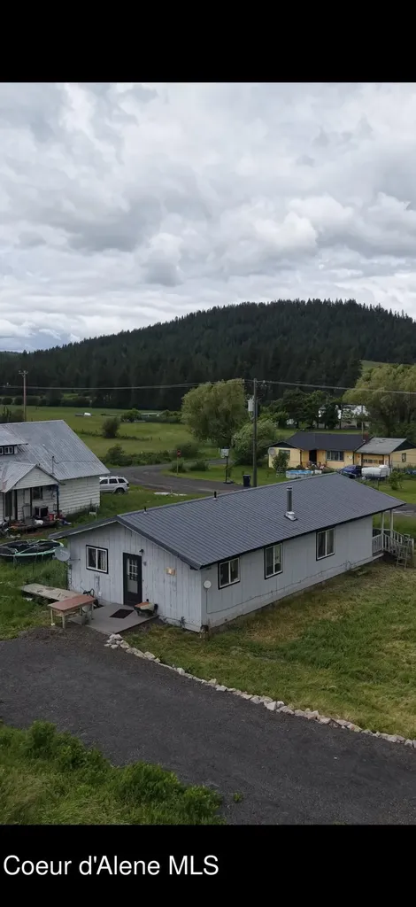 1465 D Street Plummer ID 83851
