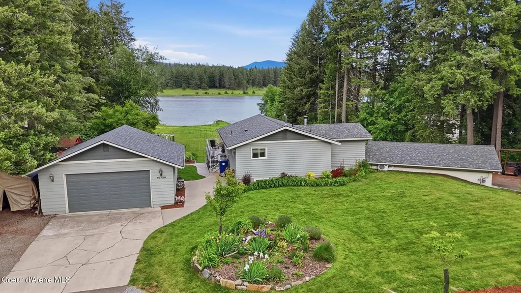 15720 N Ridgeway Lane Hayden ID 83835
