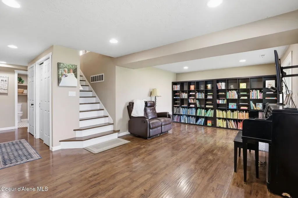 15720 N Ridgeway Lane Hayden ID 83835
