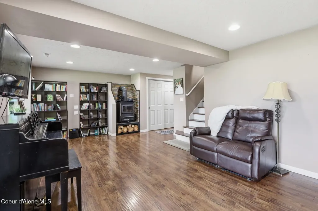 15720 N Ridgeway Lane Hayden ID 83835