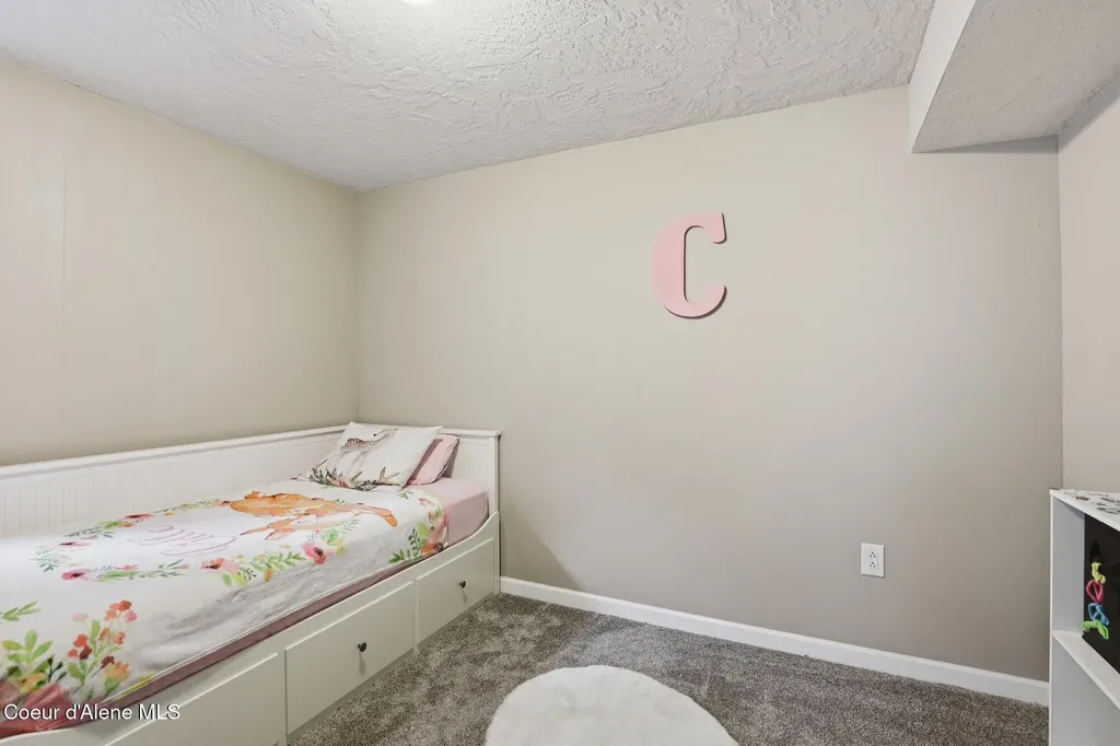 15720 N Ridgeway Lane Hayden ID 83835