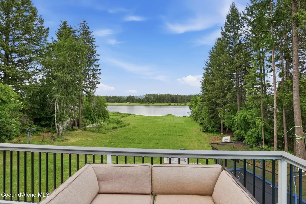 15720 N Ridgeway Lane Hayden ID 83835