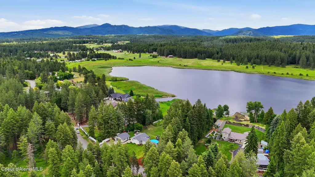 15720 N Ridgeway Lane Hayden ID 83835