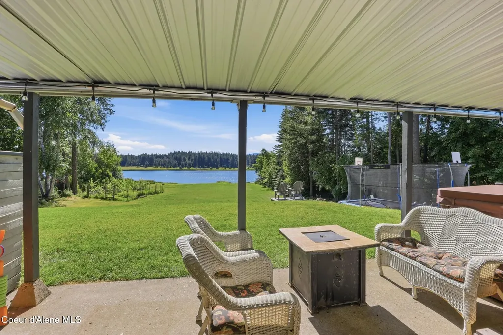 15720 N Ridgeway Lane Hayden ID 83835