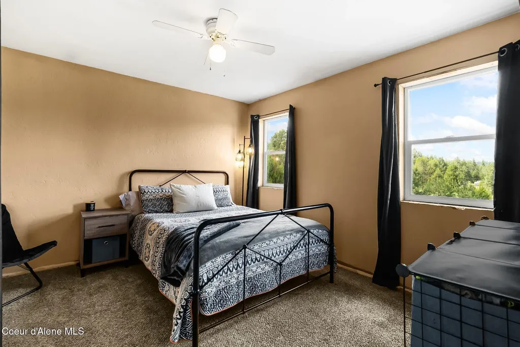 438 Davis Road Sagle ID 83860