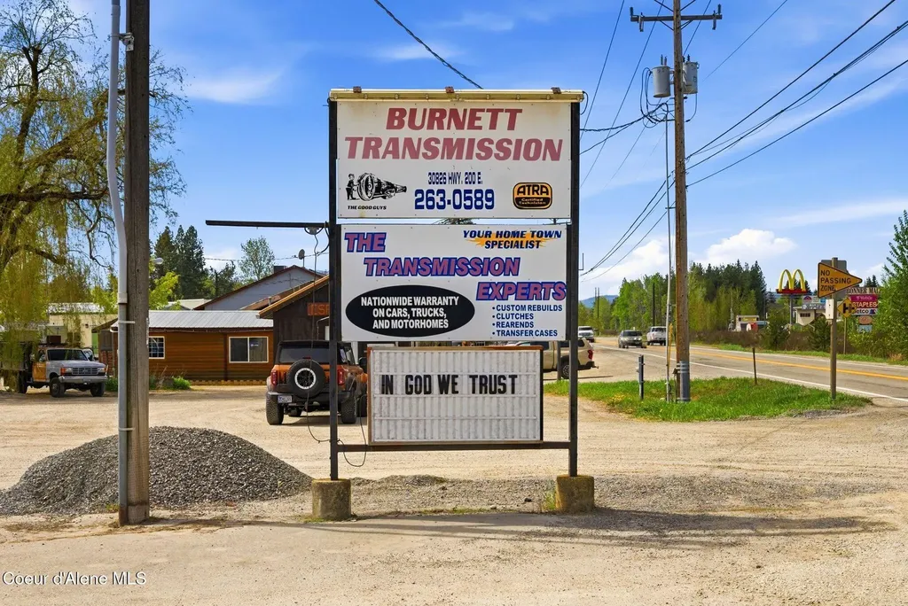 30826 Highway 200 Ponderay ID 83852